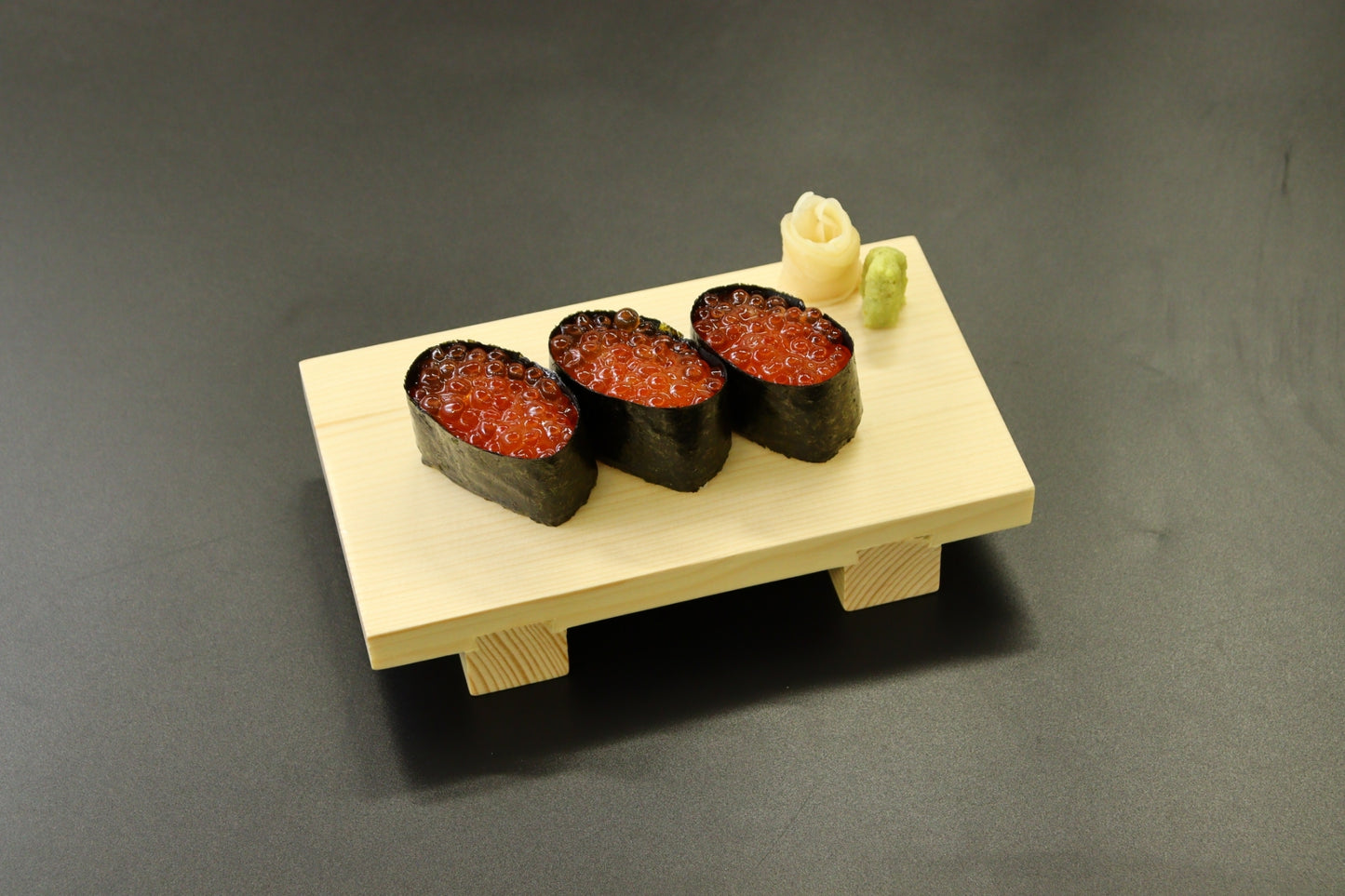 Ikura Sushi 3Pcs.　เซ็ตอิคุระ 3คำ